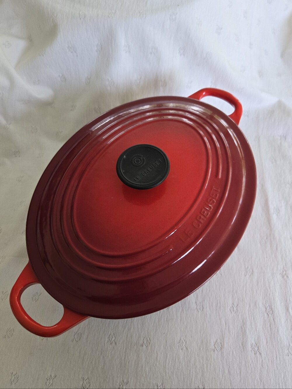 Le Creuset Cerise Red Oval Dutch Oven with Lid #29 5Qt